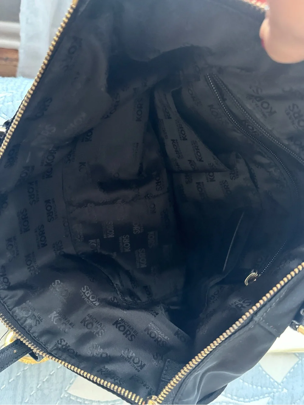 Michael Kors Jet Set EW TZ Top Zip Nylon Black Tote Bag 38H7CTTT8C with Tags